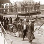 emigrants-arriving-ellis-island